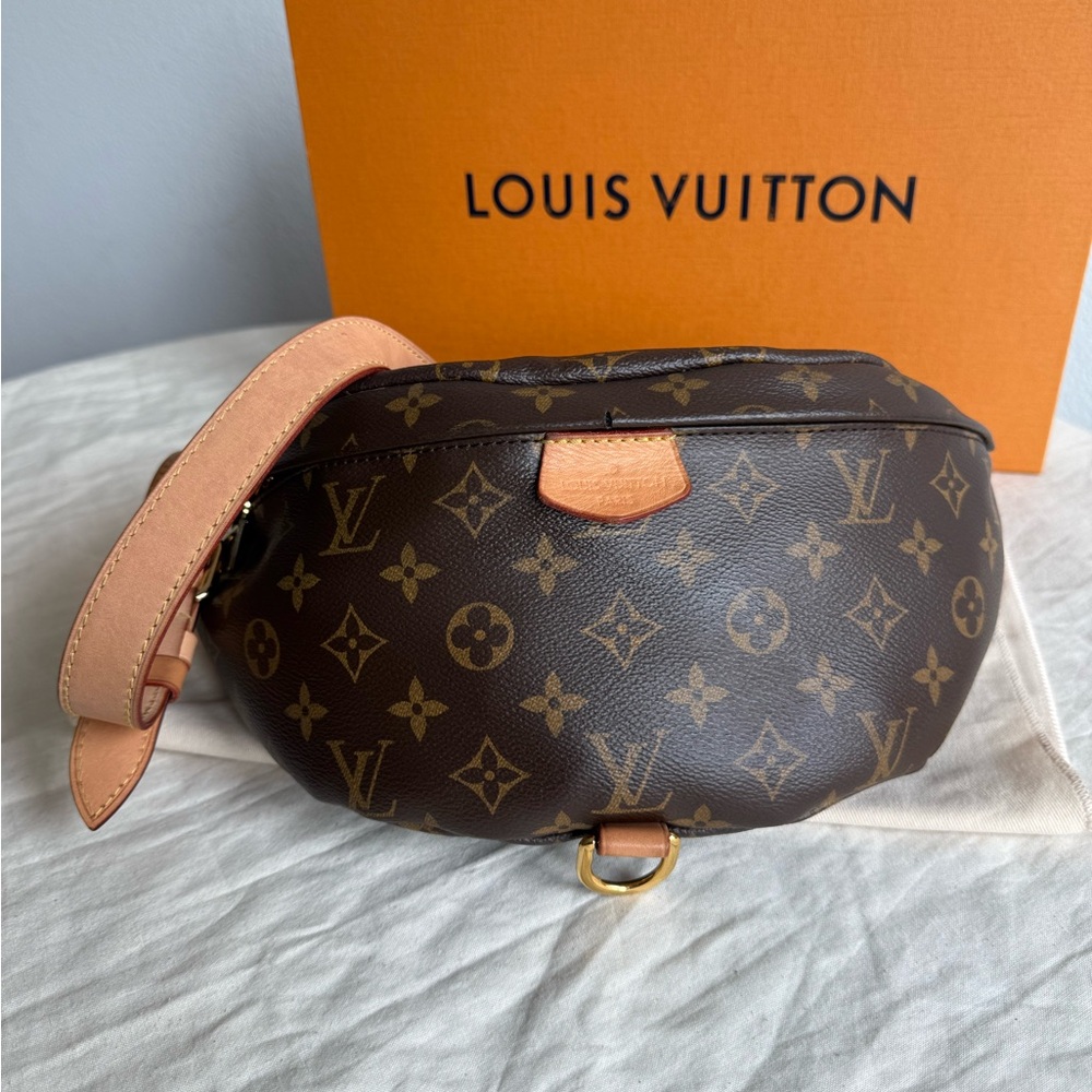 Authentic Louis Vuitton Bumbag Monogram Bag